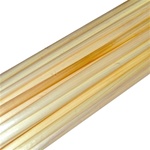 Pure natural straw for crafting, from the area of Lublin Poland.   This packet contains straws of varying lengths approx. 12" - 23"  30cm - 59cm.