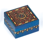 This bright box is decorated with a floral heart design and vibrant aquamarine finish.