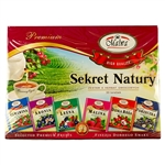 Deluxe assortment of 30 tea bags: 6 different natural teas: Forest fruit, raspberry, chokeberry, cranberry, rosehip and black currant.
Wesolych Swiat holiday packaging.